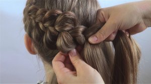 Две прически на выпускной для девочки / прически на длинные волосы