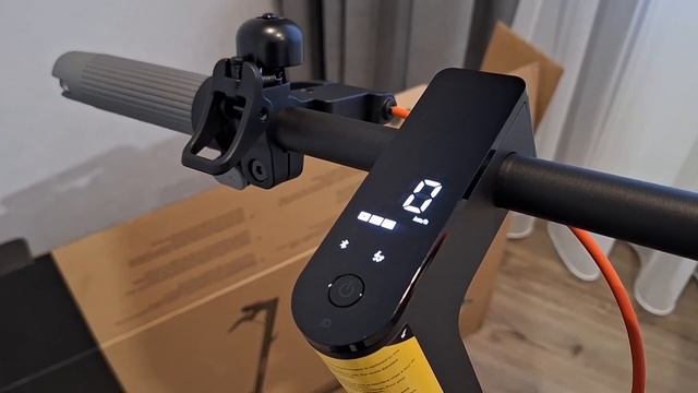 Xiaomi Electric Scooter 5 розпаковка і перше налаштування