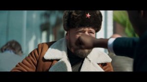 Встреча в кафе - Дружить по-Русски (момент из фильма)