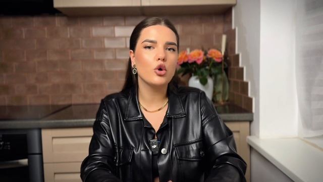 DeepSeek или ChatGPT!? | НЕЙРОСЕТЬ ИЗ КИТАЯ ВЗОРВАЛА РЫНОК