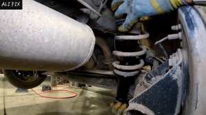 замена задней стойки (амортизатора) ... toyota corolla (крутящ?