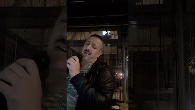 Мама , я принёс тебе цветы...