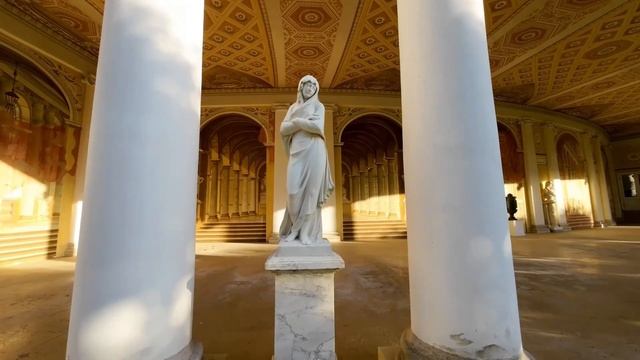 Павловский парк - царство красоты и гармонии.