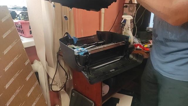 Как быстро выгнать воздух из принтеров серии HP ink tank 315 смотреть онлайн