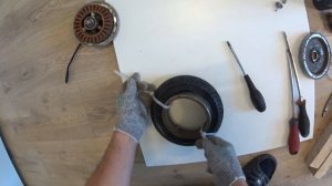 Замена литой покрышки 200*50 на мотор-колесе электросамо