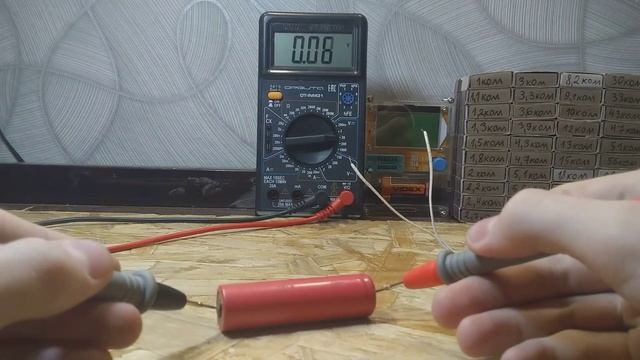 Индикатор заряда аккумулятора. смотреть онлайн