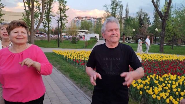 Там белые розы, белые...... 25.04.25.