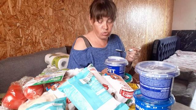 Сьездила в город. Посмотрим что привела . Накосилась теперь есть смотреть онлайн