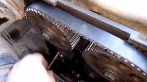 Показал как очень просто натягивать ролик грм без вся?