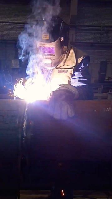 Тройник электррдом#сварщик #welding #сварка #welding #сваркат? смотреть онлайн