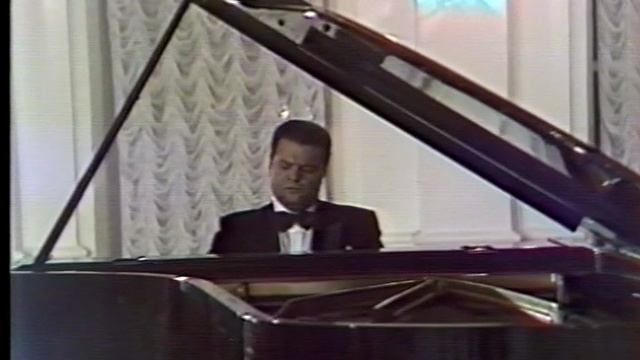 ЛЕВ ШУГОМ. Концерт русской музыки, 2000 г. Чайковский.