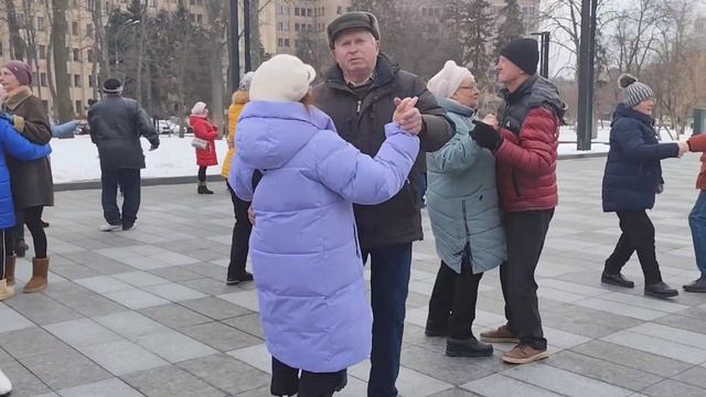 АХ, ТЮЛЬПАНЫ НЕЖНЫЕ ЦВЕТЫ! ТАНЦЫ ХАРЬКОВ МАРТ 2025 #kharikiv