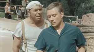 ''Берегись автомобиля'' - Ты живёшь на свете по доверенности !!!