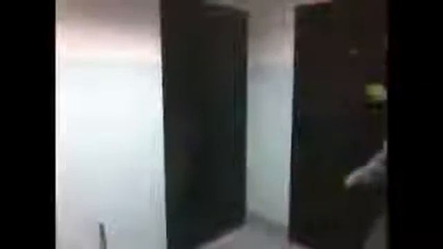 Смешное шок видео взлом китайской дверижесть смотреть онлайн