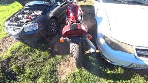 можно ли прикуривать моточикл от машины