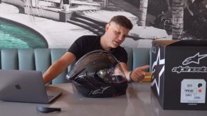 Распаковка и обзор Alpinestars R10: Первый взгляд. Стоит ли св