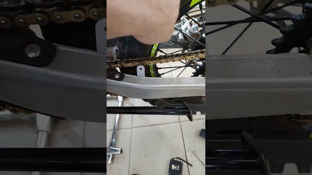 проверка натяжения цепи Regulmoto Sport 003 2024г 4valves