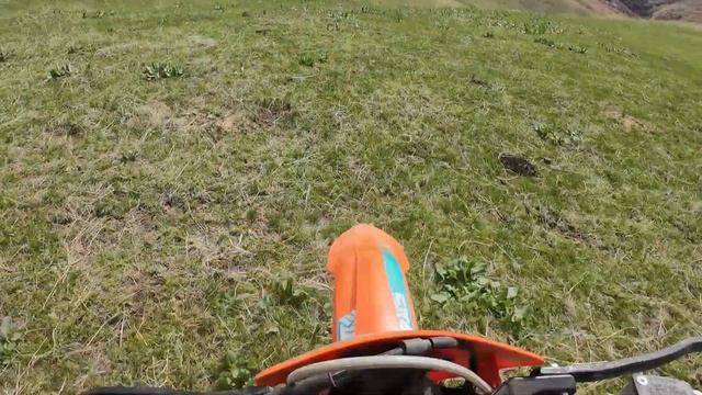 ЗАКИПЕЛ ЭНДУРО KEWS K16 NB 300!!! Покатался  по горным дорогам