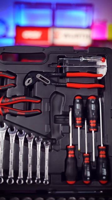 Прочный кейс с четырьмя быстроразъемными креплениями смотреть онлайн