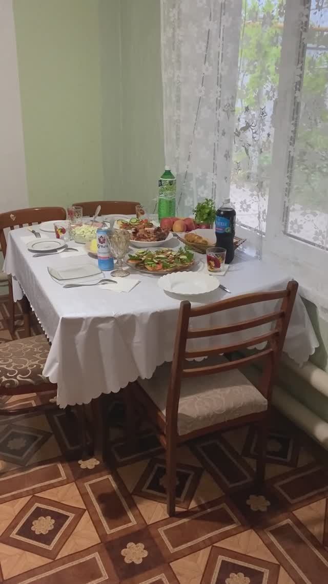 Субботнее застолье 😋 #семейныйвечер #семейныйужин смотреть онлайн