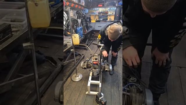 Запускаем двигатель урал 650 в прямом эфире! смотреть онлайн