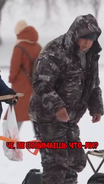 Новичок на рыбалке поймал ОГРОМНОГО КАРПА на Мыло!!! смотреть онлайн