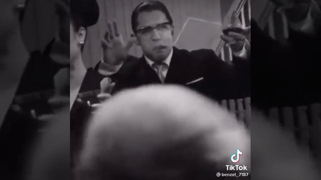 Прикол музыка #shorts смотреть онлайн