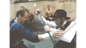 Кунг-фу Вити Сухорукова в фильме "Бакенбарды" 1990 год