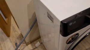 Новая стиральная машина LG прыгает. Как снизить вибрац?