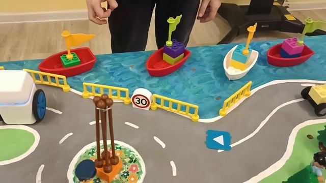 Детский сад 173. Улица нашего города . воспитатель Карамнова Екатерина Владимировна смотреть онлайн