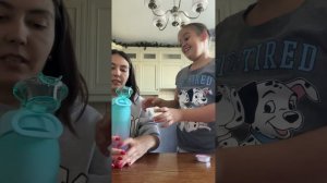 Бутылка с картриджами