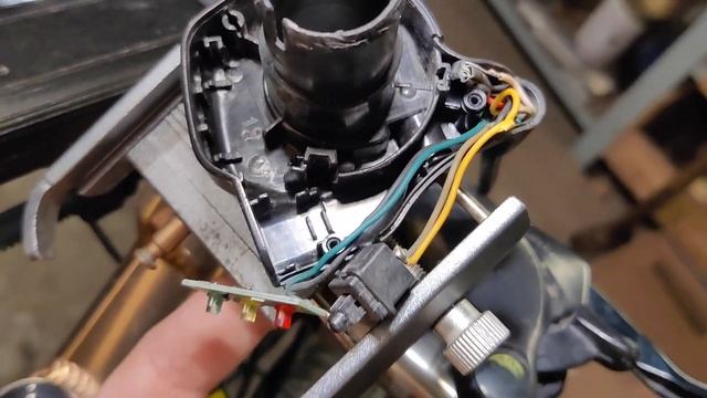 Сломалась ручка газа / Как починить ручку газа электро смотреть онлайн