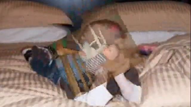 Смешные позы детей, когда они спят. Супер подборка 2015! Ржач! смотреть онлайн