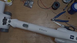 FUTULA Cordless vacuum cleaner V8 проверка и ремонт щетки