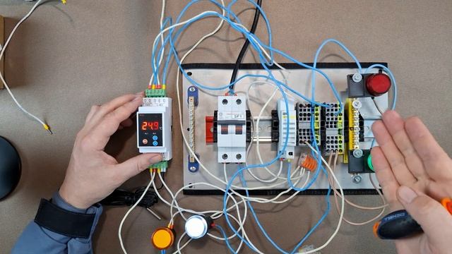 Настройка и работа продвинутого термостата ТЕ10 с двум