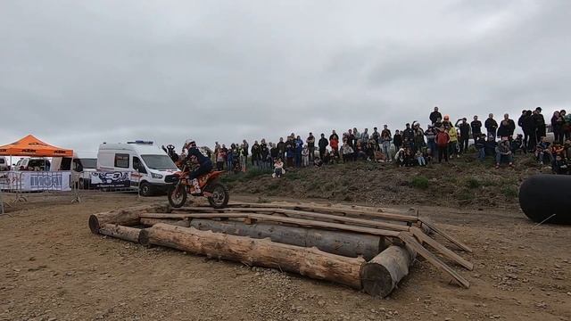 Крылья Сахалина 2019 Разогрев Эндуро аэродром Пушистый No Place To Run Пролог Extreme Enduro Rally смотреть онлайн