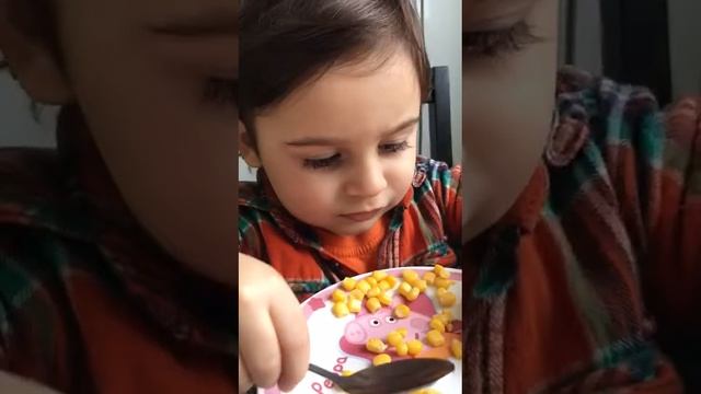 Воспитатель и Кукуруза!Смешно))) смотреть онлайн