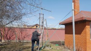 Первый подъем мачты с помощью станка