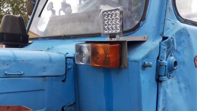 Установка светодиодных фар и поворотов на мтз 82.#мтз #б
