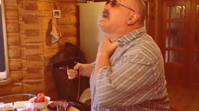 Деревенька и Леня Голубков - Вова из Ростова смотреть онлайн