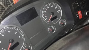 Горит лампочка "поднята кабина" MAN TGX