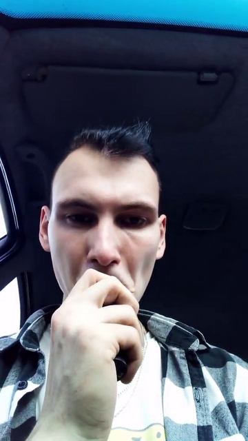 Насрал в машине и не выходит т.к. заинтересован в.... смотреть онлайн