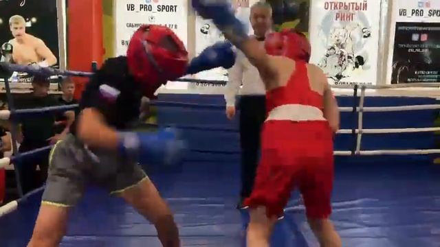 10 бой.Первый раунд.)) Снова встретились.))🥊🥊🥊 смотреть онлайн