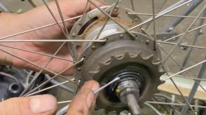 Снятие и установка колеса с планетаркой Shimano Nexus7