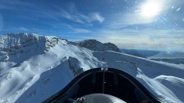 Гора у дома. Когда снежный пик в 2700 метров всего в 22 км ? смотреть онлайн