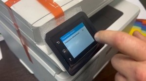 HP LaserJet Pro 4103. Ошибка "Принтер не может установить связь