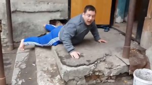 Пьяные приколы: белая горячка или я = морской котик
