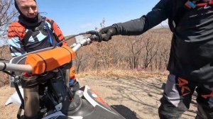 Прокатился на двухтактном Kayo KT250 (Ланза)