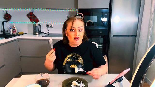 Мукбанг- Обзор на Гениев виртуальной реальностиПсихолог- консультант Всея Руси по Похудению смотреть онлайн