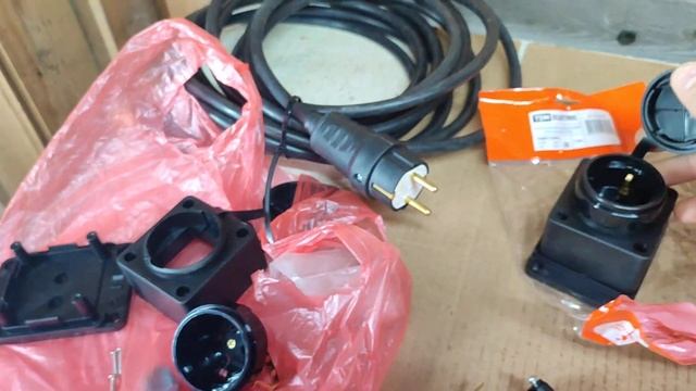 Ниссан Лиф.В поисках идеальной вилки и розетки. смотреть онлайн